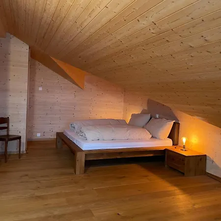 Διαμέρισμα Renovated Mountain Farm With Hot Tub *