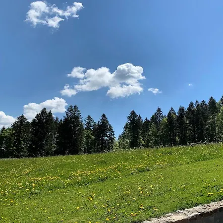 Renovated Mountain Farm With Hot Tub *