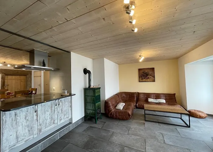 Renovated Mountain Farm With Hot Tub Apartament *